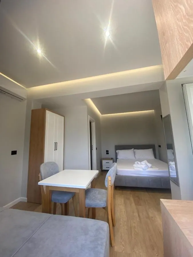 Maison Apartments Vlorë Penzion