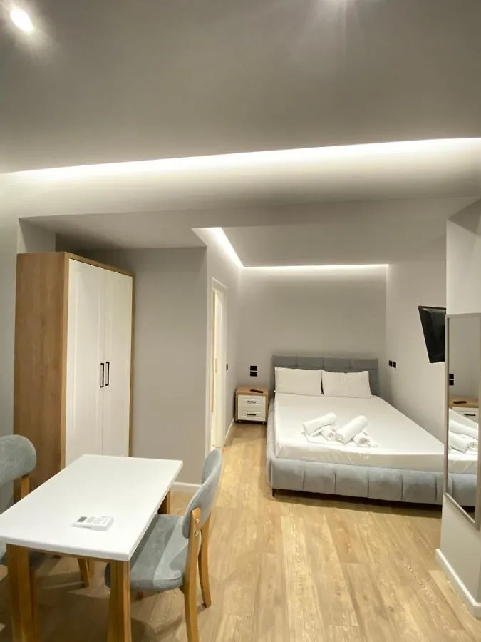 Maison Apartments Wlora 0*,  Albania