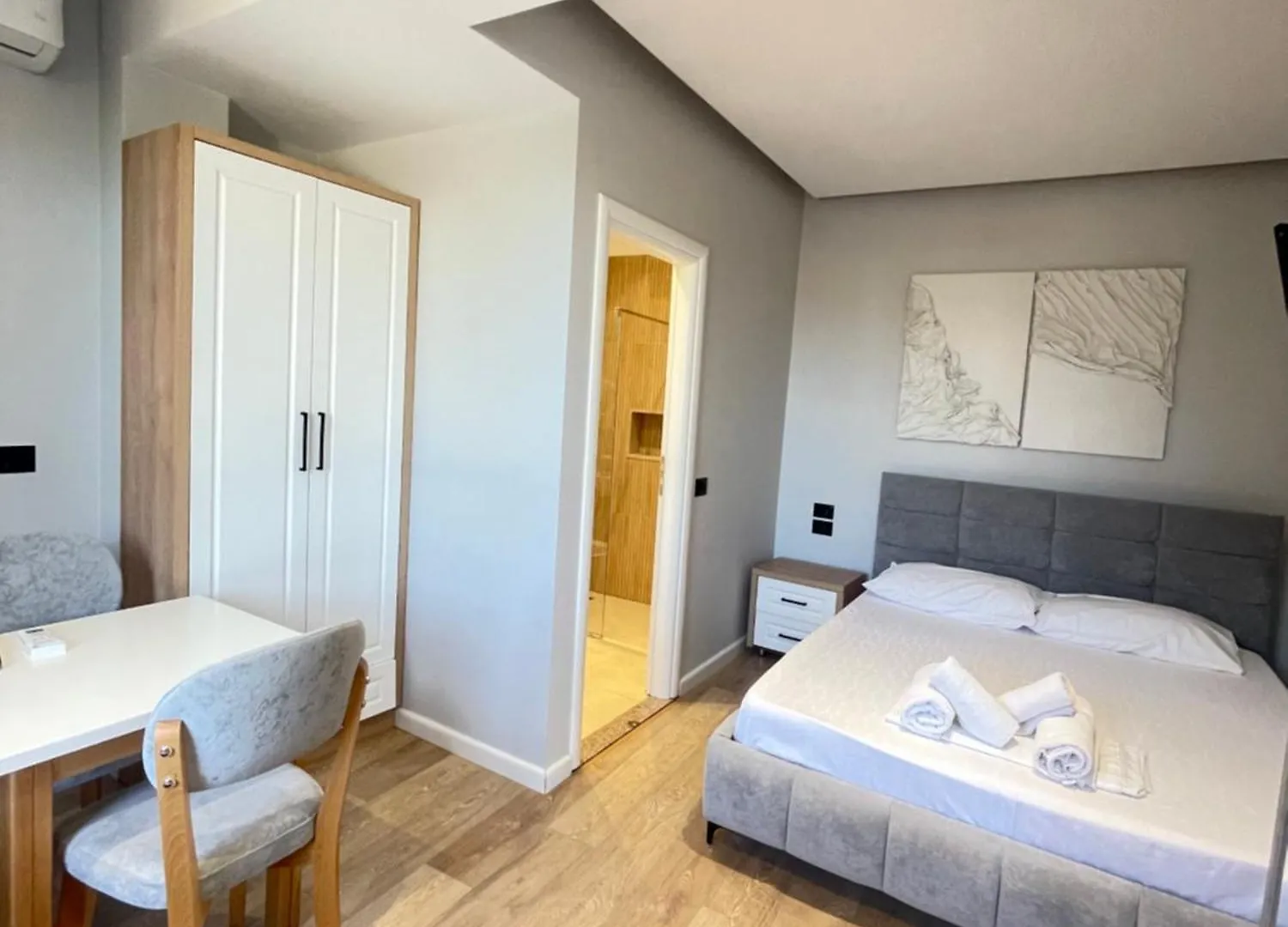 Maison Apartments Vlorë