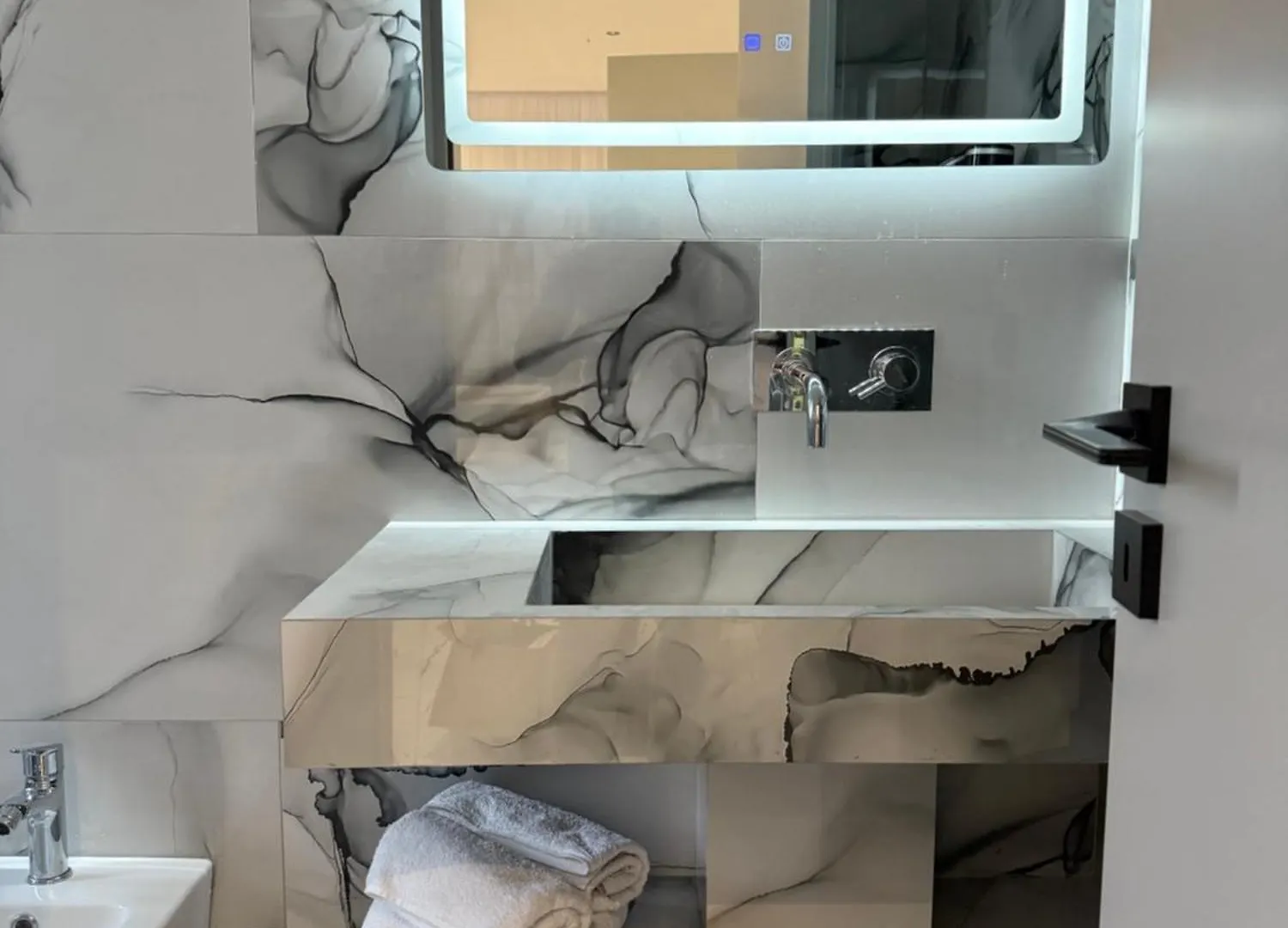 Maison Apartments Влёра 0*,