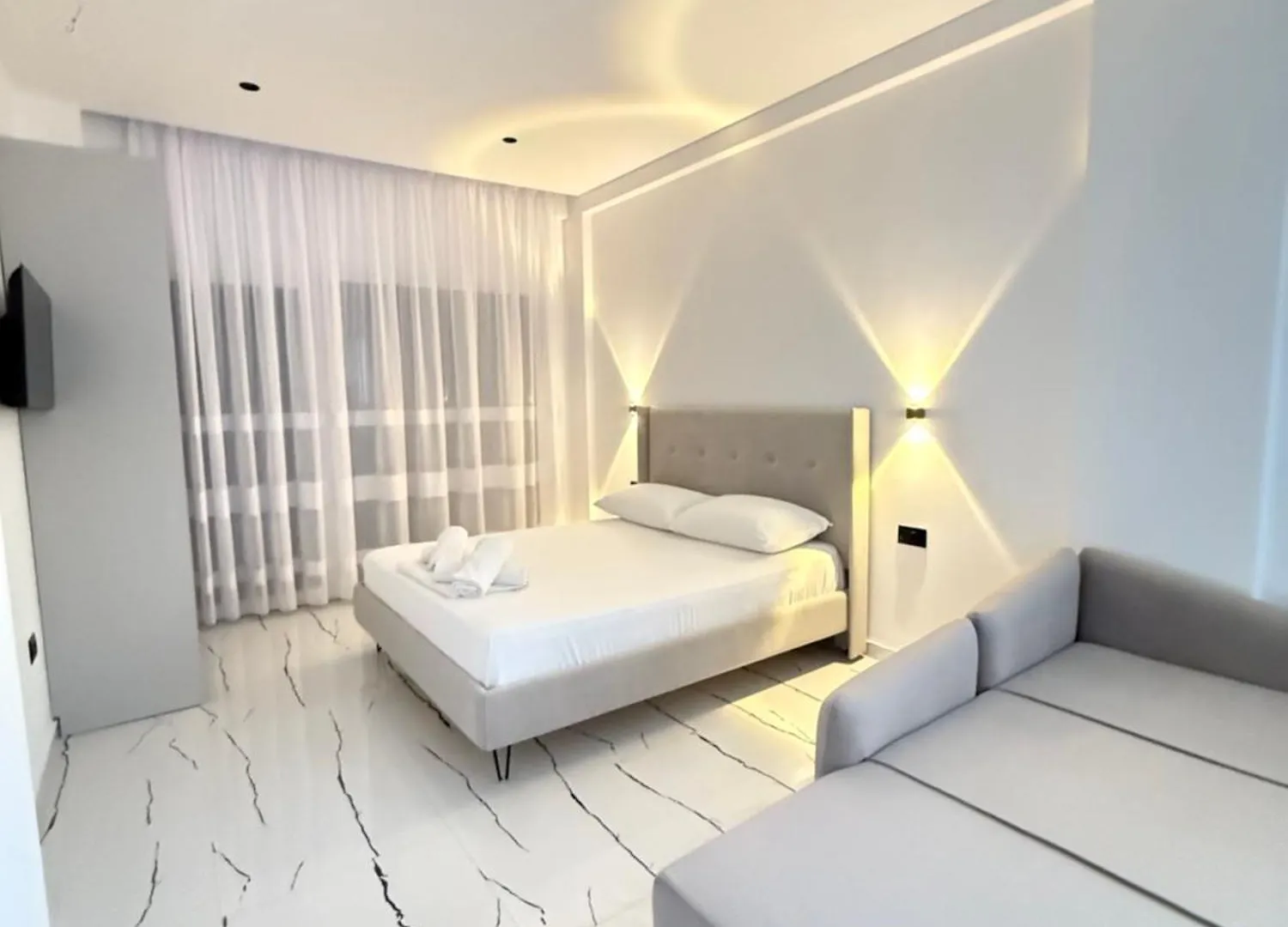 Гостевой дом Maison Apartments Влёра